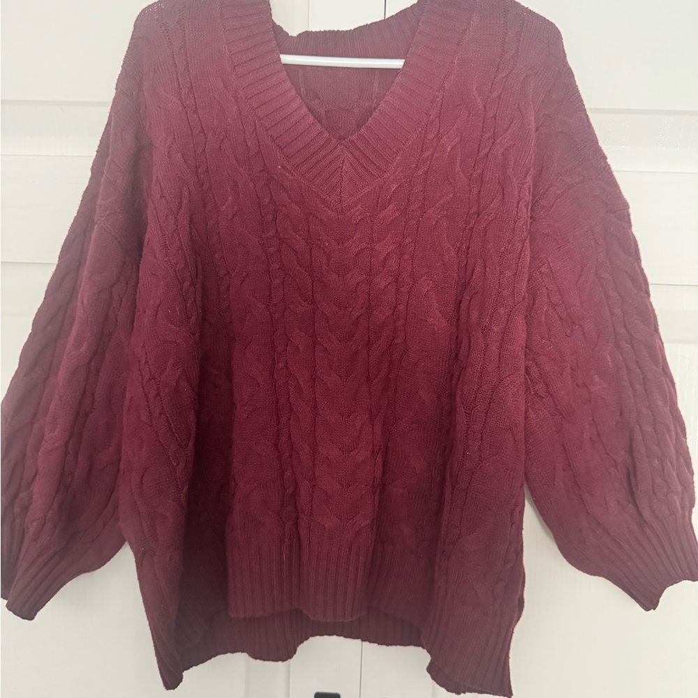 Women's Cable Knit Sweater - Burgundy